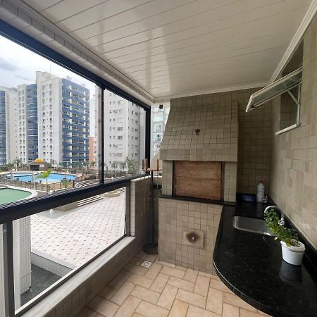 Apto A 30M Da Praia Sobre Shopping Atlantico Balneário Camboriú Eksteriør billede