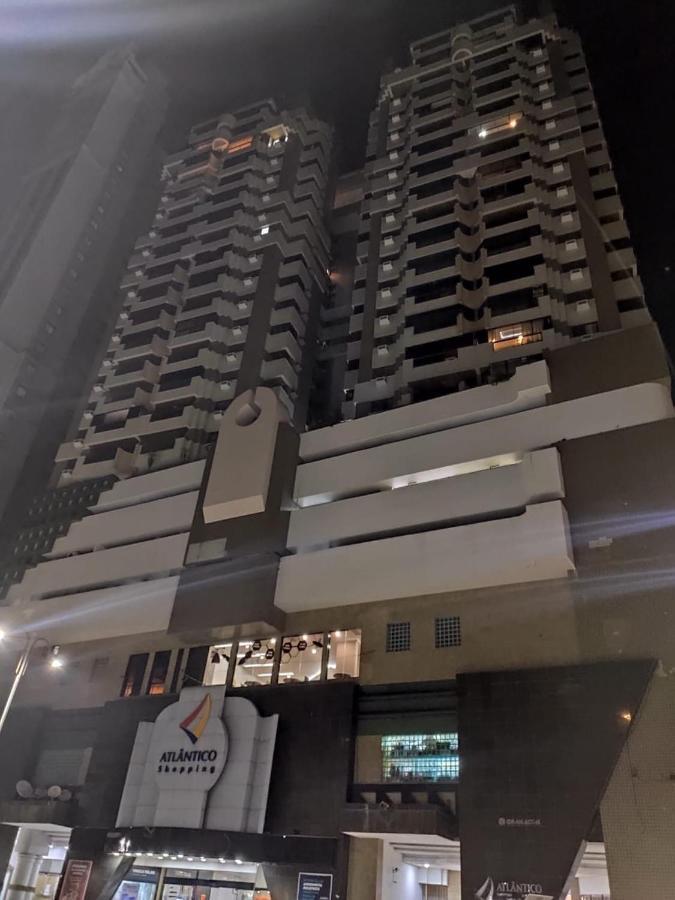 Apto A 30M Da Praia Sobre Shopping Atlantico Balneário Camboriú Eksteriør billede