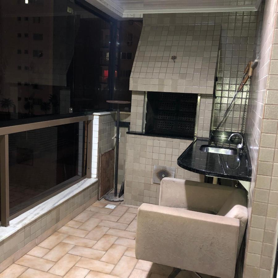 Apto A 30M Da Praia Sobre Shopping Atlantico Balneário Camboriú Eksteriør billede