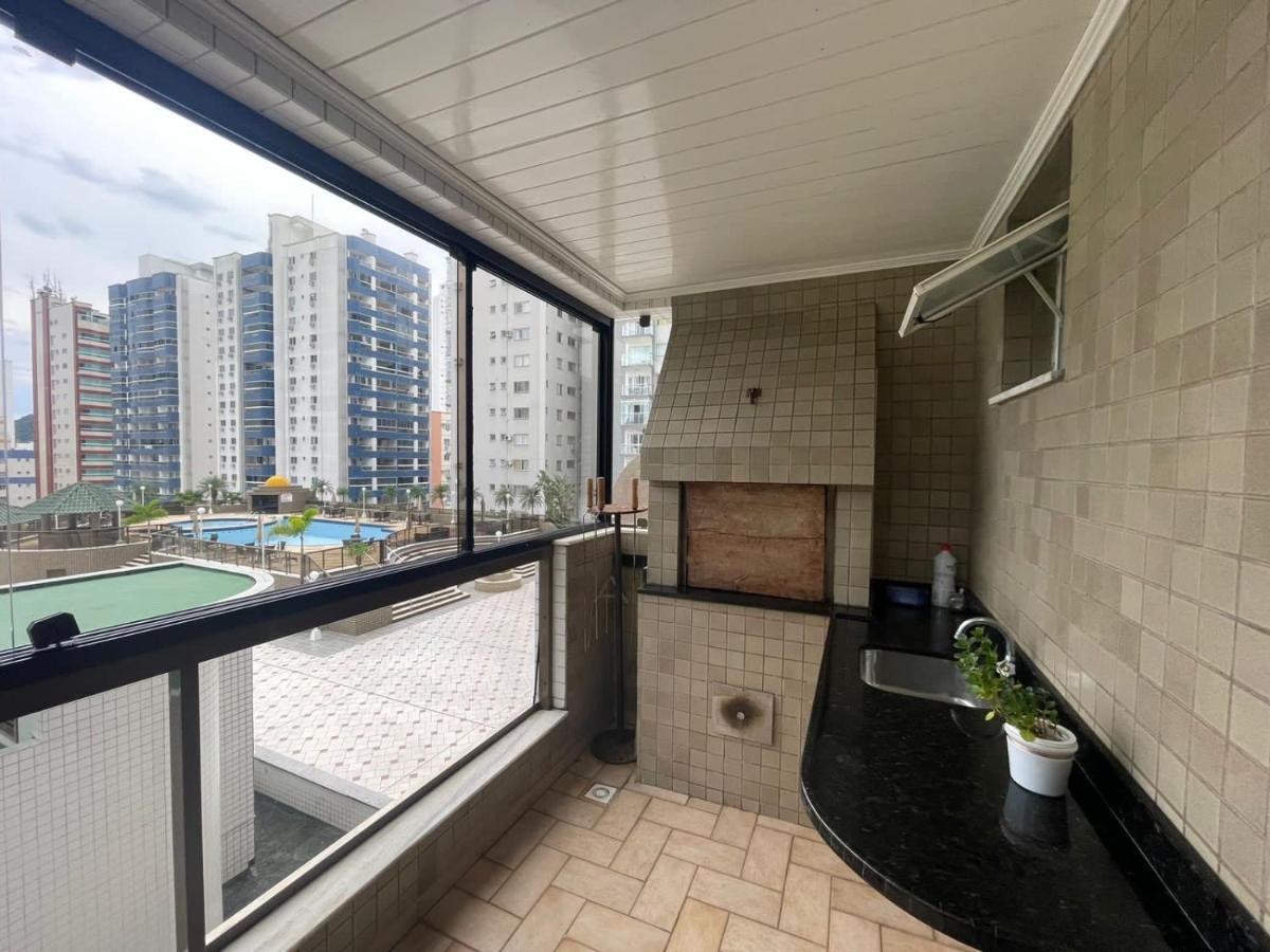 Apto A 30M Da Praia Sobre Shopping Atlantico Balneário Camboriú Eksteriør billede