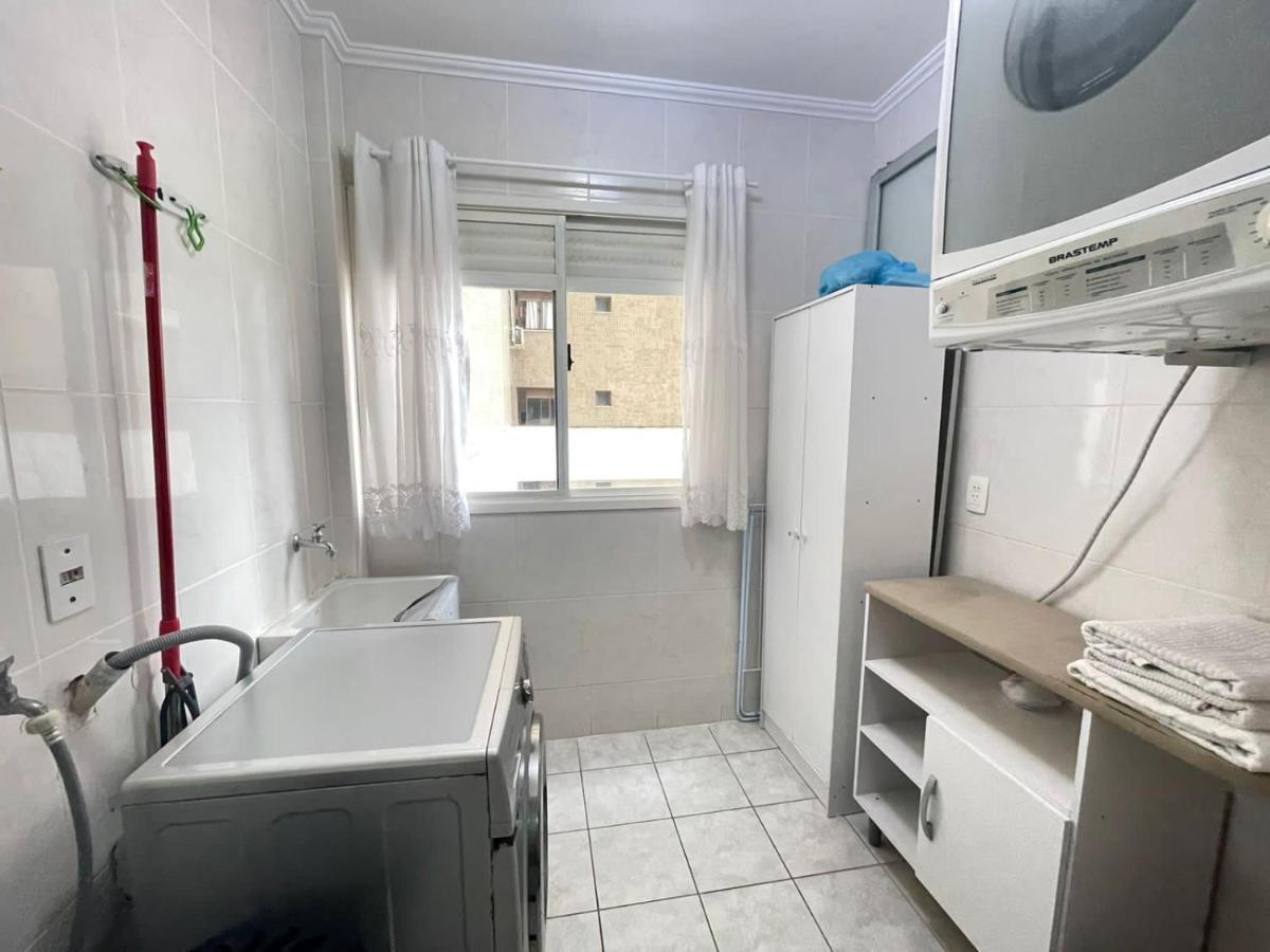 Apto A 30M Da Praia Sobre Shopping Atlantico Balneário Camboriú Eksteriør billede